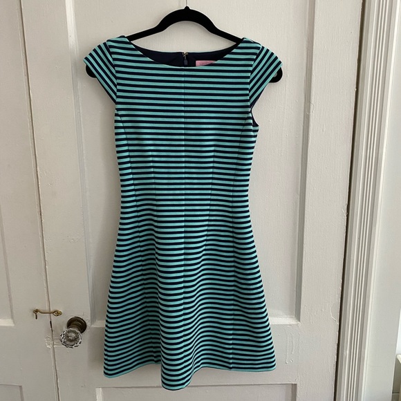 Lilly Pulitzer Skater Dress - Picture 4 of 10